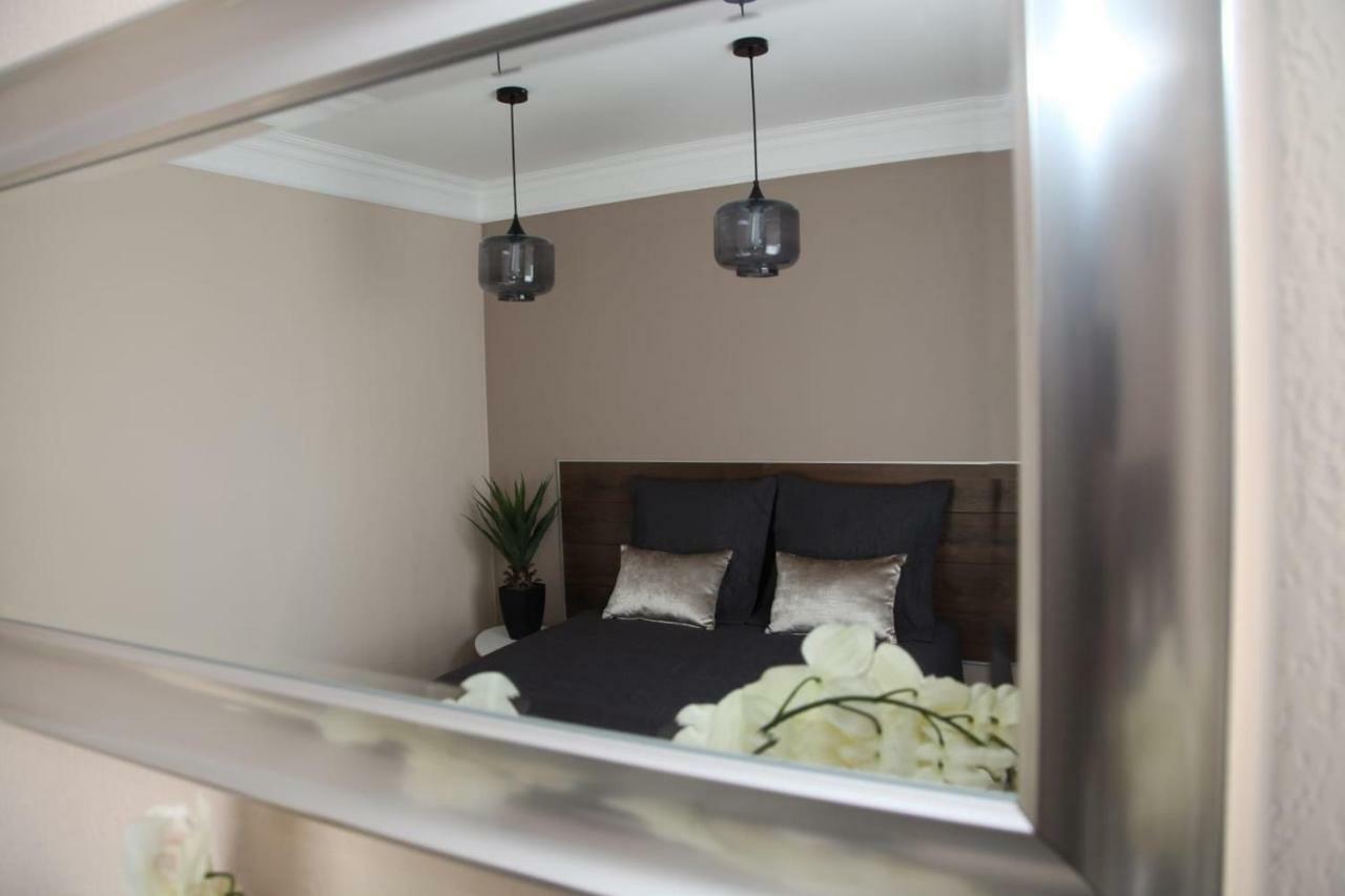 Stylish 2 Room Flat 60 Meters To The Beach Nice Buitenkant foto